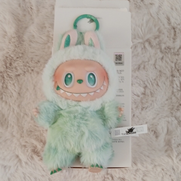 (Serenity) Authentic Pop Mart Big Into Energy Labubu - Open Box - Picture 10 of 17